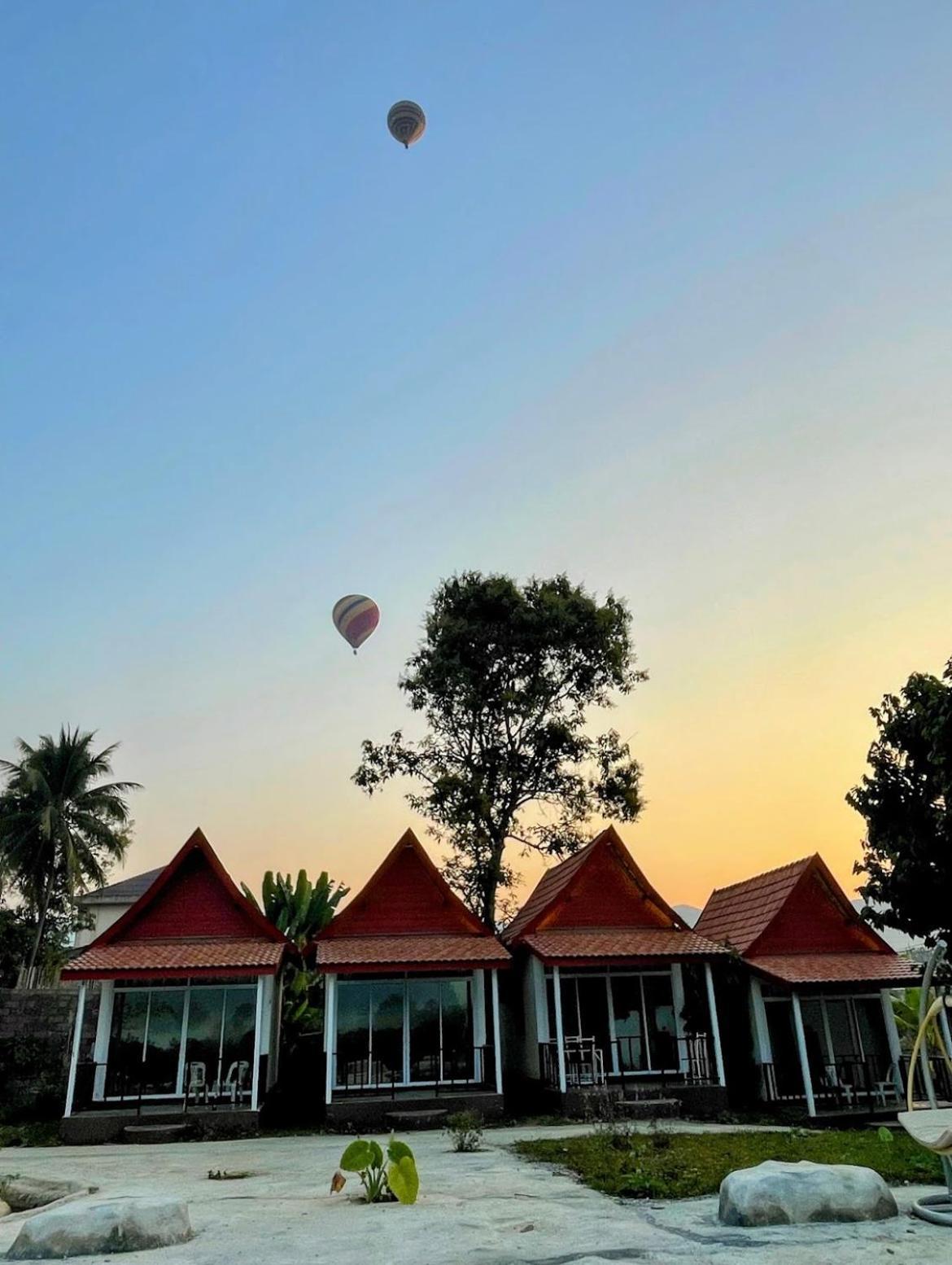 Jungle Paradise Vangvieng - Bungalows Vang Vieng Exterior photo