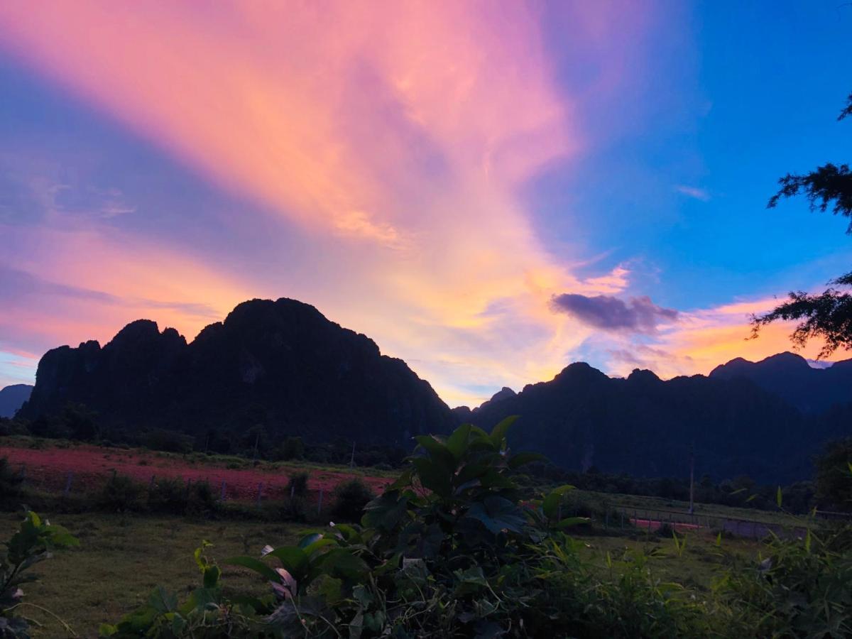 Jungle Paradise Vangvieng - Bungalows Vang Vieng Exterior photo